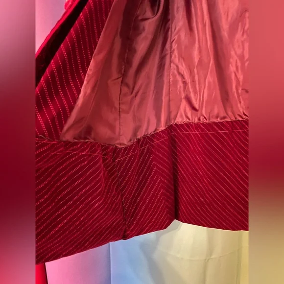 Willy WONKA Striped Jacket
Style Halloween costume Johnny - Picture 7 of 16